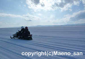 「スノーモービル」　まえのさん撮影